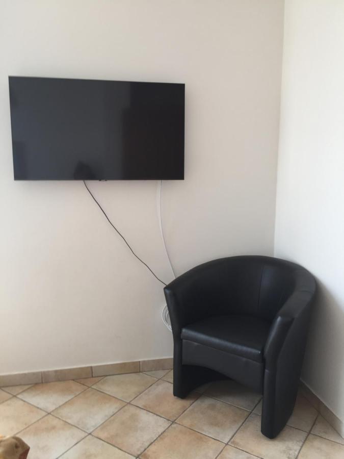 Vacation Home Lucija Slatina  Esterno foto