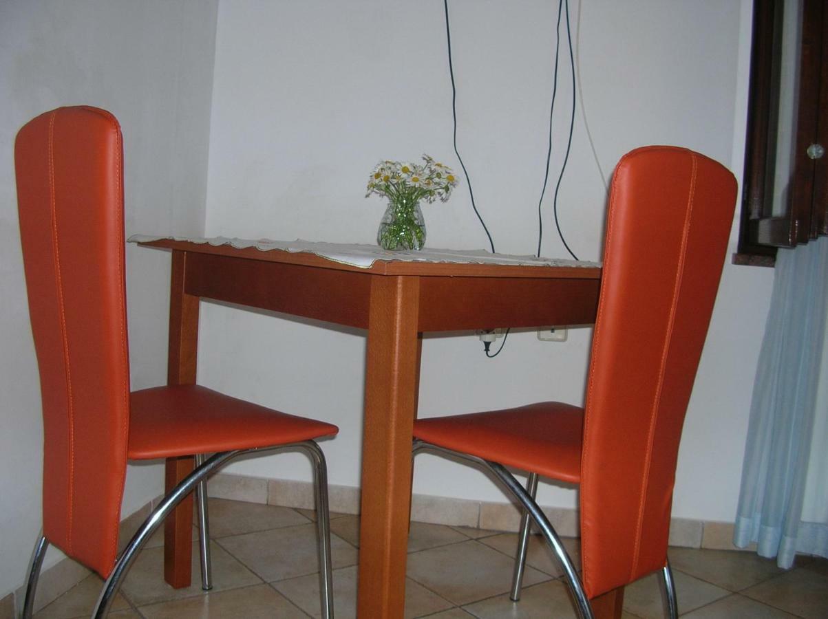 Vacation Home Lucija Slatina  Esterno foto